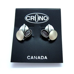 Small Two-tone Stud Earrings w/Grey Catsite